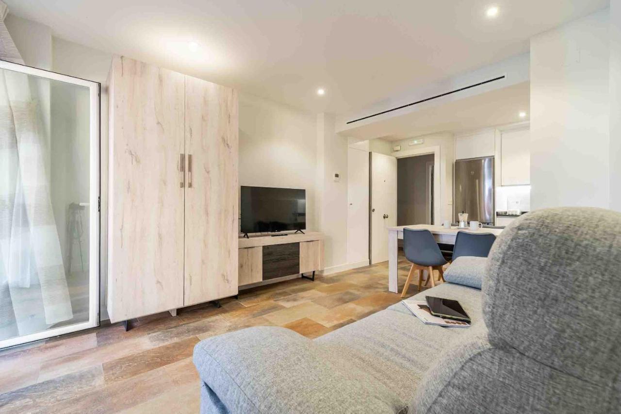 Apartamentos Dr28 A 250 M De La Playa Fuengirola Ngoại thất bức ảnh
