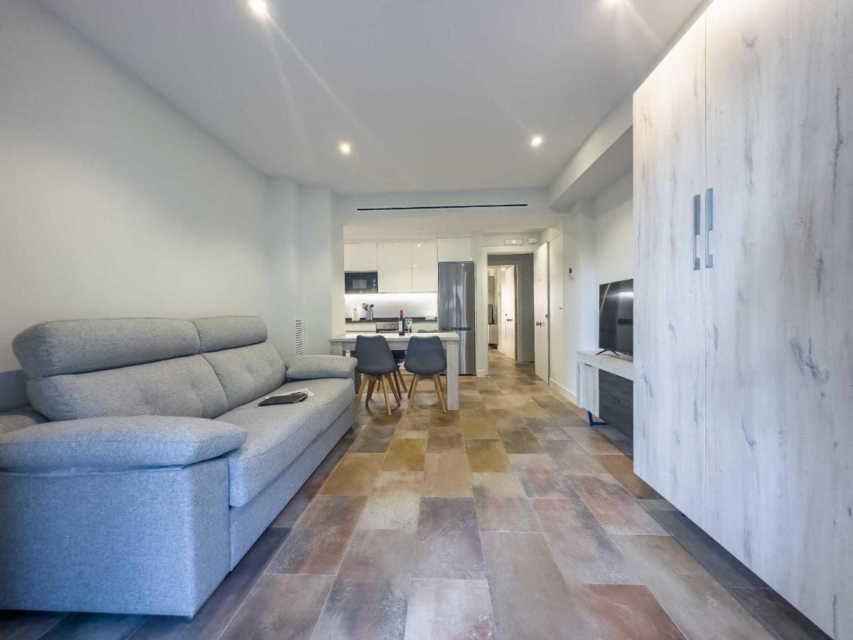 Apartamentos Dr28 A 250 M De La Playa Fuengirola Ngoại thất bức ảnh