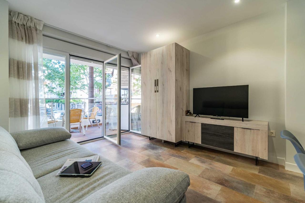 Apartamentos Dr28 A 250 M De La Playa Fuengirola Ngoại thất bức ảnh