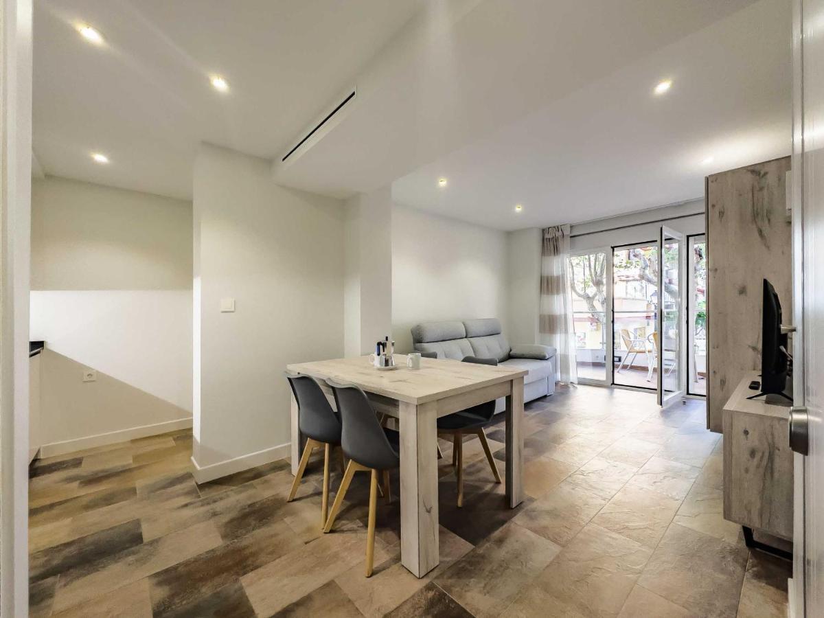 Apartamentos Dr28 A 250 M De La Playa Fuengirola Ngoại thất bức ảnh