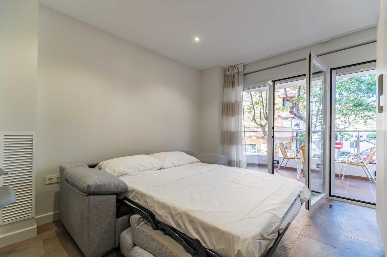 Apartamentos Dr28 A 250 M De La Playa Fuengirola Ngoại thất bức ảnh