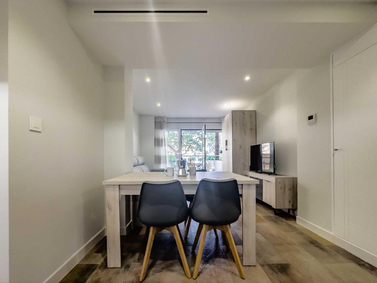 Apartamentos Dr28 A 250 M De La Playa Fuengirola Ngoại thất bức ảnh