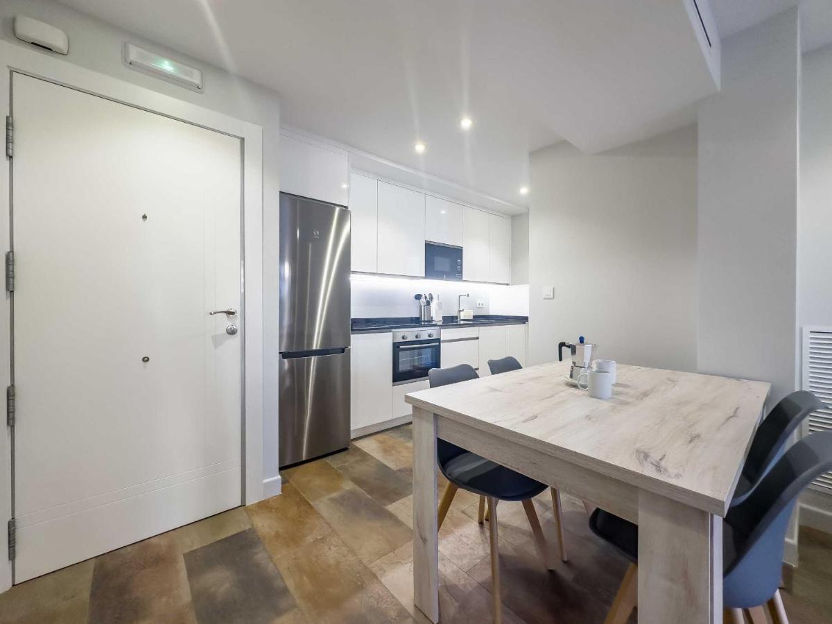 Apartamentos Dr28 A 250 M De La Playa Fuengirola Ngoại thất bức ảnh