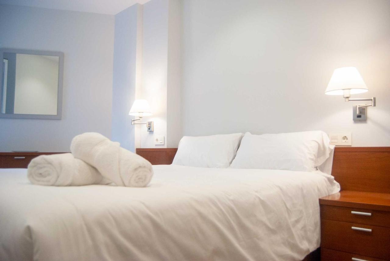 Apartamentos Dr28 A 250 M De La Playa Fuengirola Ngoại thất bức ảnh